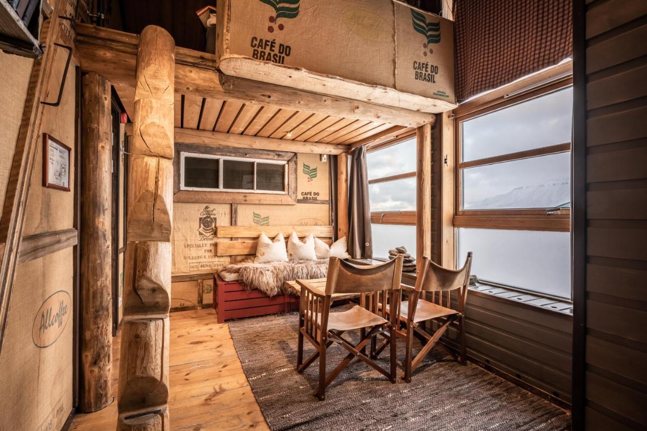 Basecamp Hotel Longyearbyen Exterior photo
